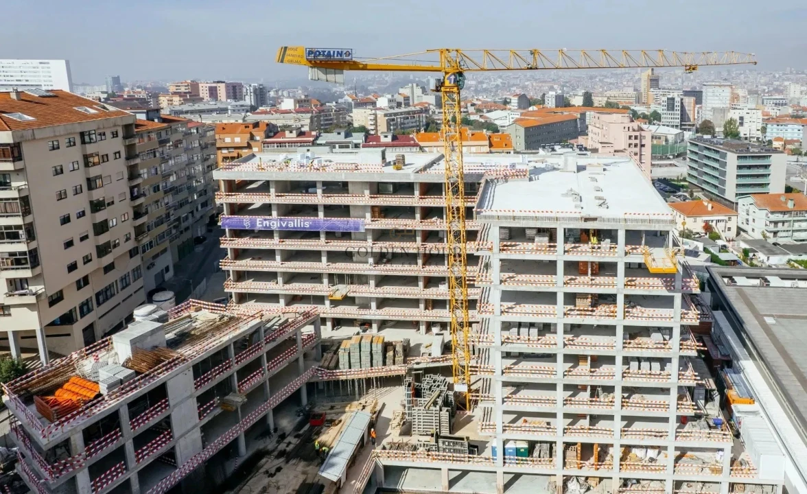 Apartamento T1 para Venda em Mafamude e Vilar do Paraíso Foto 20