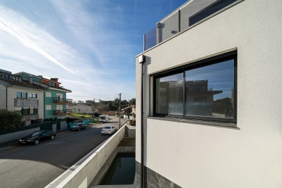 Moradia T5 para Venda em Madalena