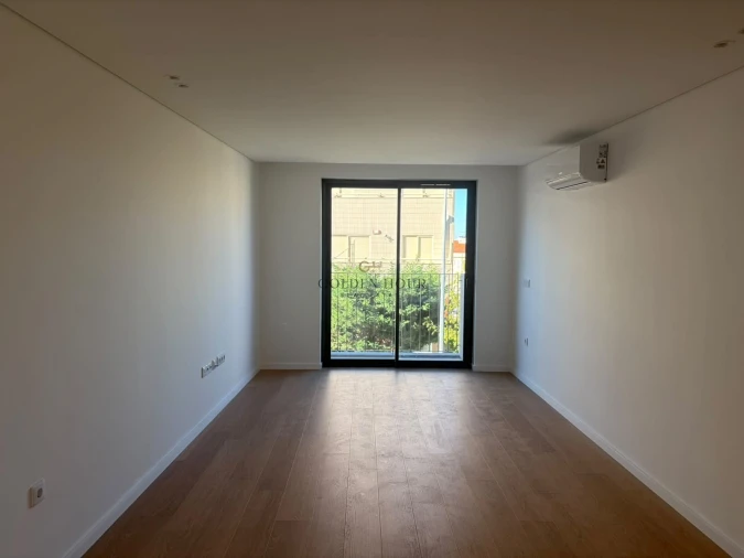 Apartamento T2 para Venda em Mafamude e Vilar do Paraíso Foto 5