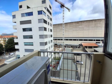 Apartamento T3 para Venda em Ramalde