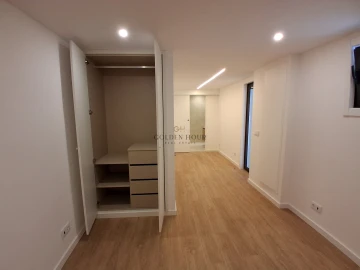 Apartamento T3 para Venda em Ramalde