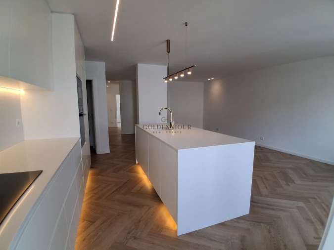 Apartamento T3 para Venda em Ramalde Foto 4