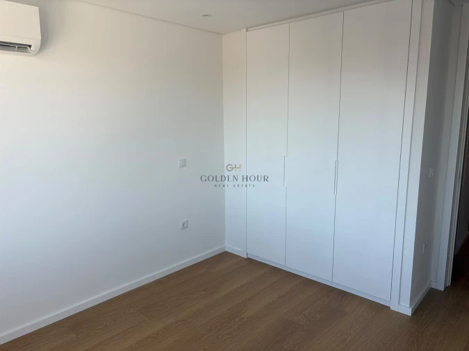 Apartamento T2 para Venda em Mafamude e Vilar do Paraíso Foto 15