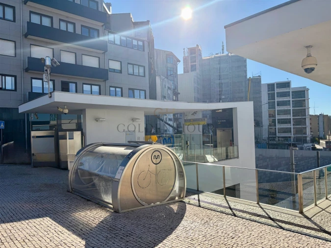 Apartamento T2 para Venda em Mafamude e Vilar do Paraíso Foto 30