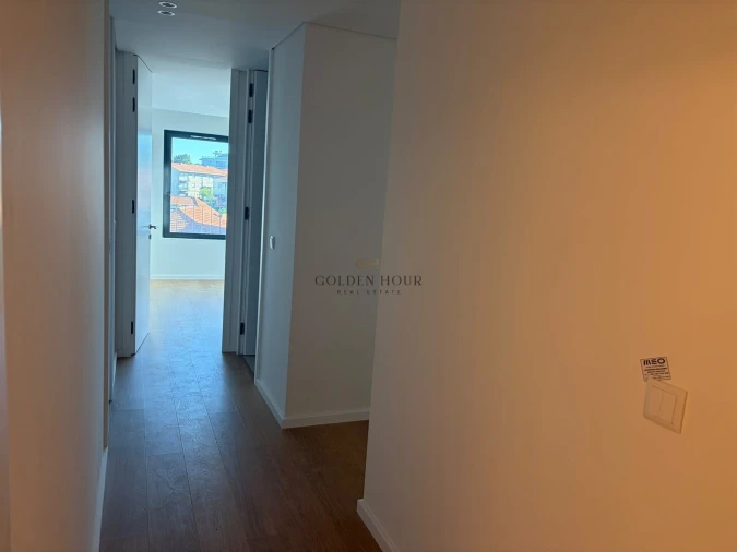 Apartamento T2 para Venda em Mafamude e Vilar do Paraíso Foto 7