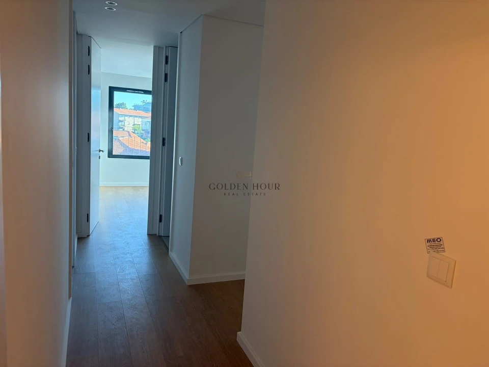 Apartamento T2 para Venda em Mafamude e Vilar do Paraíso Foto 7
