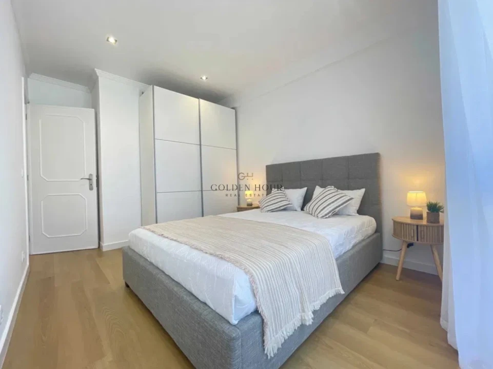 Apartamento T2 para Venda em Vilar de Andorinho Foto 7