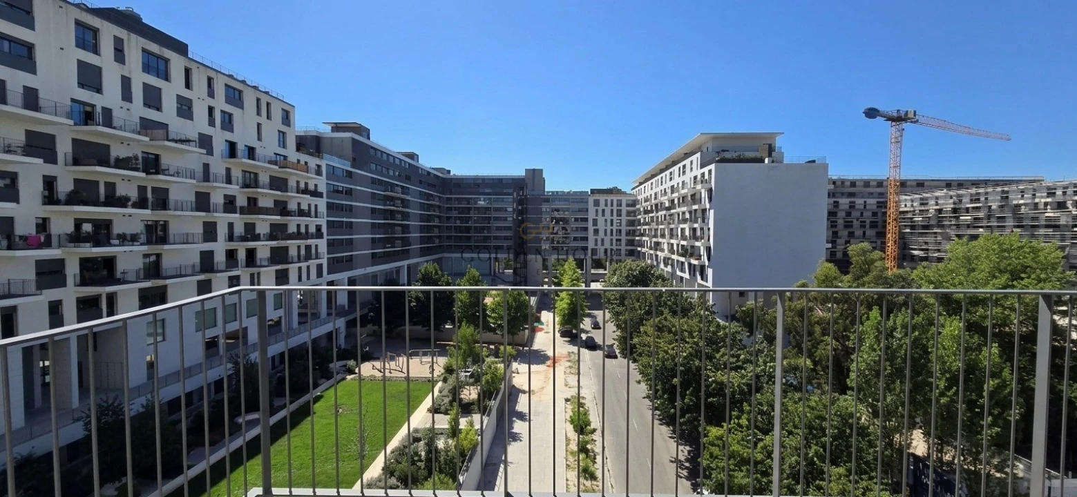 Apartamento T2 para Venda em Campanhã Foto 1