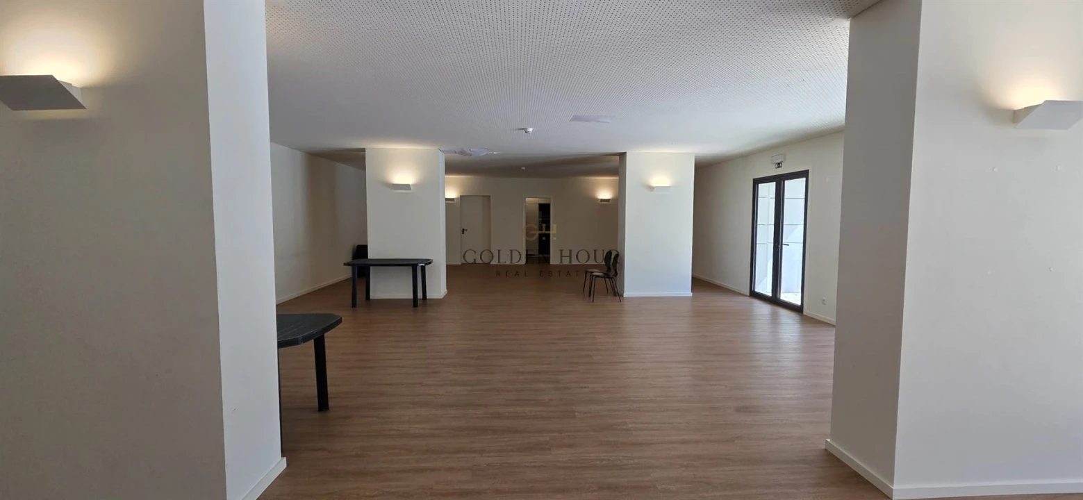 Apartamento T2 para Venda em Campanhã Foto 24
