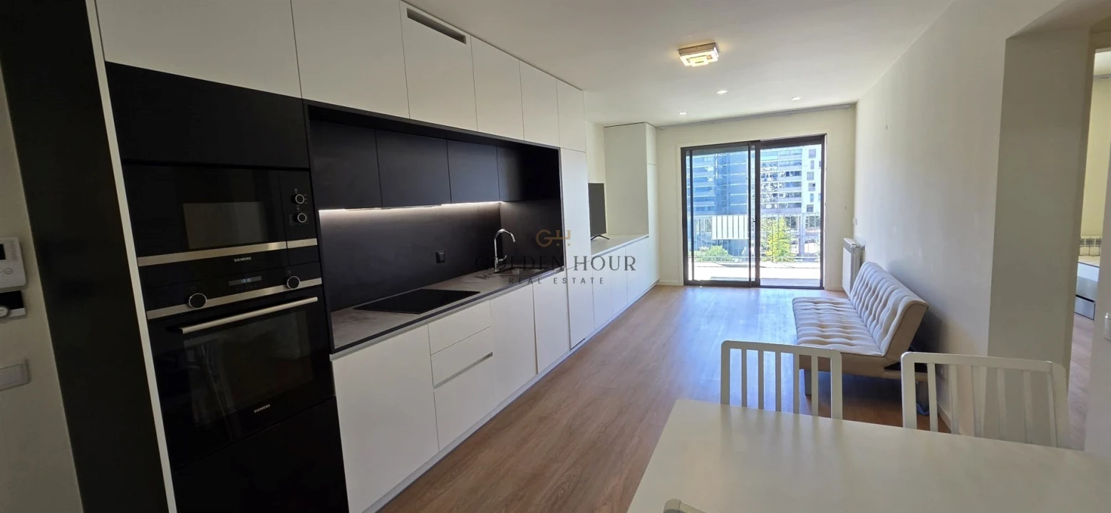 Apartamento T2 para Venda em Campanhã Foto 5