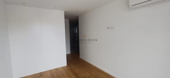 Apartamento T2 para Arrendamento em Santa Marinha e São Pedro da Afurada