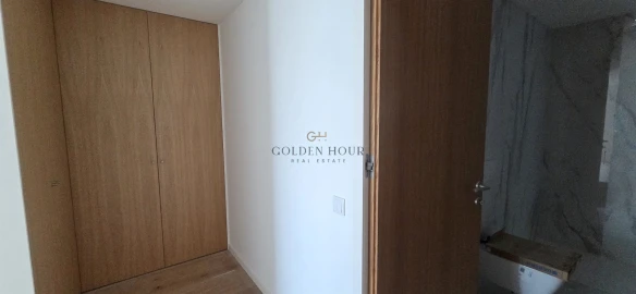 Apartamento T2 para Arrendamento em Santa Marinha e São Pedro da Afurada