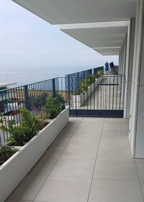 Apartamento T2 para Arrendamento em Santa Marinha e São Pedro da Afurada