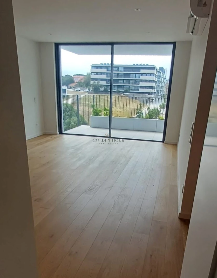 Apartamento T2 para Arrendamento em Santa Marinha e São Pedro da Afurada Foto 16