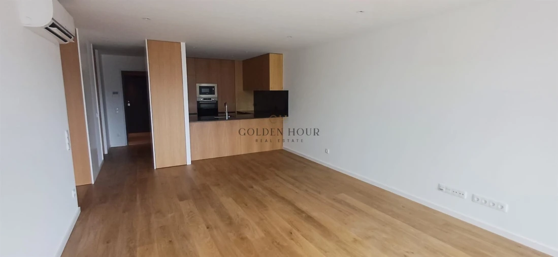Apartamento T2 para Arrendamento em Santa Marinha e São Pedro da Afurada Foto 9