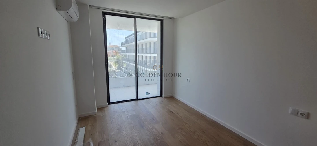 Apartamento T2 para Arrendamento em Santa Marinha e São Pedro da Afurada Foto 8