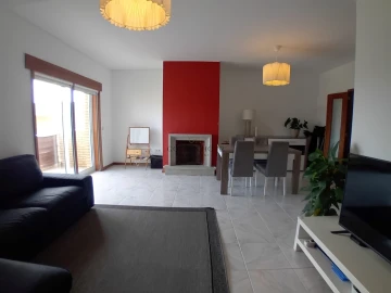 Apartamento T3 para Venda em Gulpilhares e Valadares