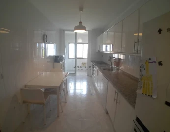 Apartamento T3 para Venda em Gulpilhares e Valadares