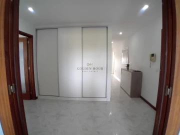 Apartamento T3 para Venda em Gulpilhares e Valadares