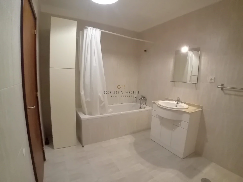 Apartamento T3 para Venda em Gulpilhares e Valadares Foto 5