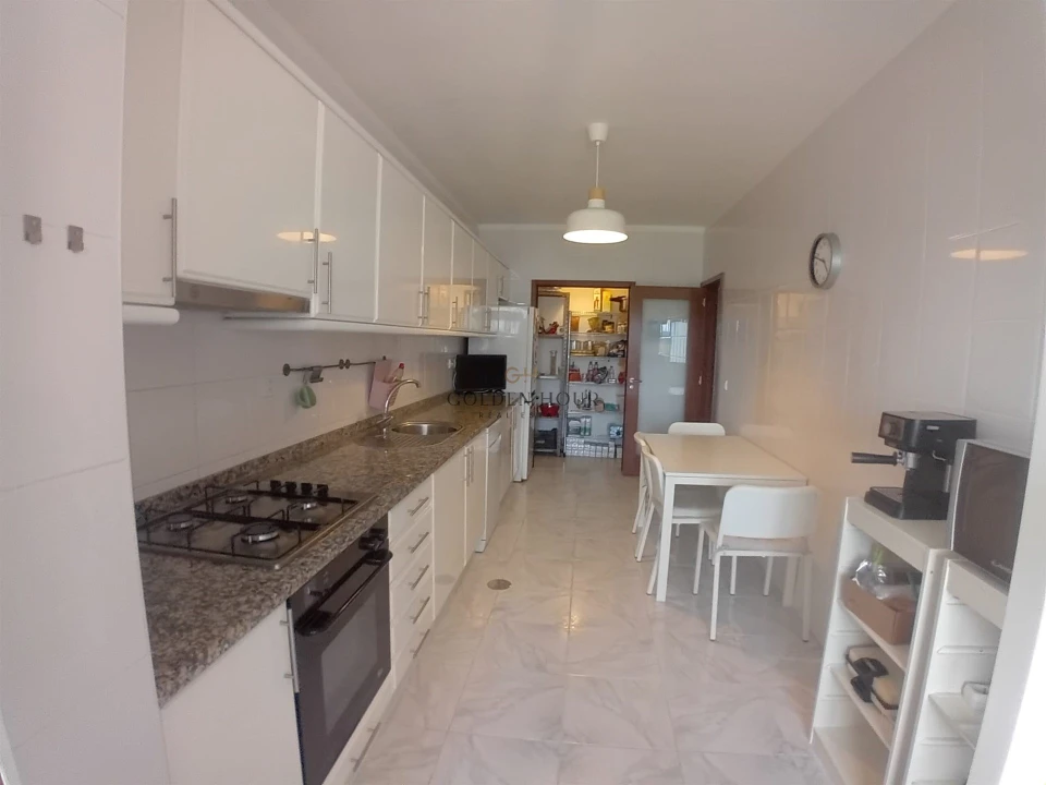 Apartamento T3 para Venda em Gulpilhares e Valadares Foto 3