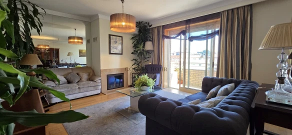 Apartamento T3 para Venda em Mafamude e Vilar do Paraíso