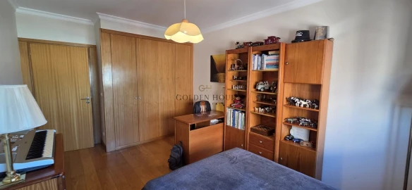 Apartamento T3 para Venda em Mafamude e Vilar do Paraíso
