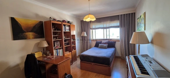 Apartamento T3 para Venda em Mafamude e Vilar do Paraíso