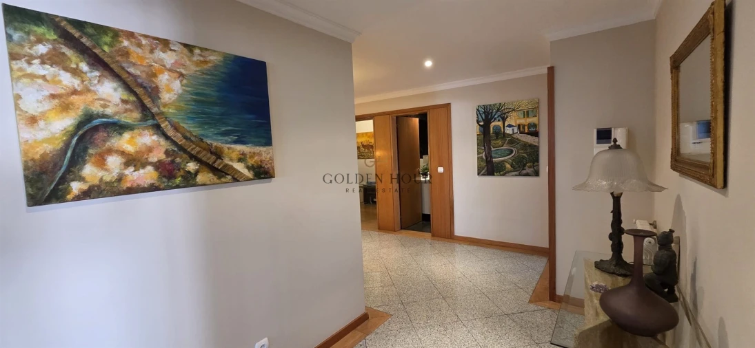 Apartamento T3 para Venda em Mafamude e Vilar do Paraíso Foto 4