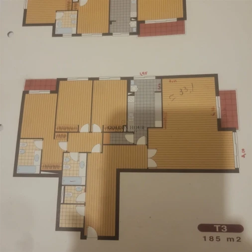 Apartamento T3 para Venda em Mafamude e Vilar do Paraíso Planta 1