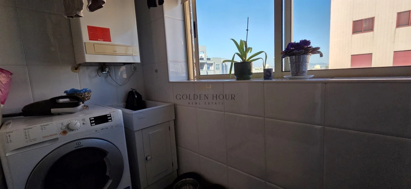 Apartamento T3 para Venda em Mafamude e Vilar do Paraíso Foto 13