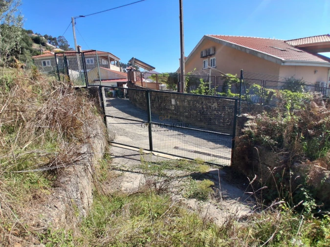 Moradia T1 para Venda em Baltar Foto 3