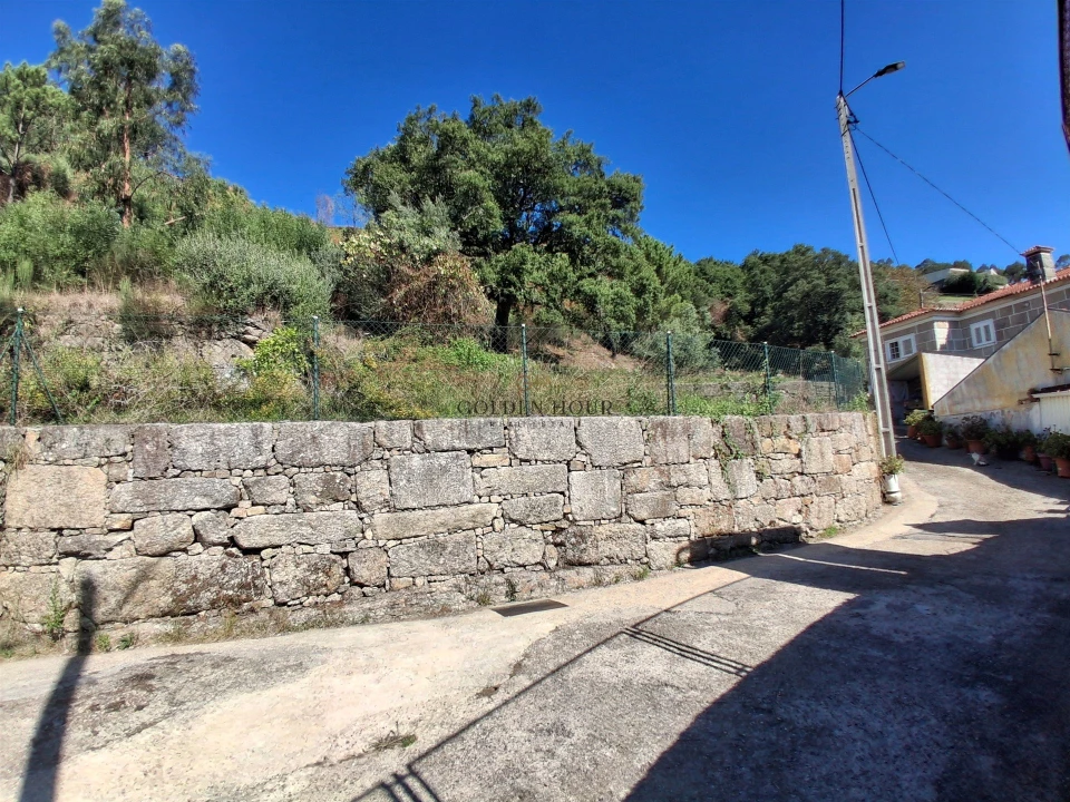 Moradia T1 para Venda em Baltar Foto 19