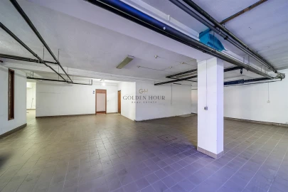 Moradia T7 para Venda em Arcozelo
