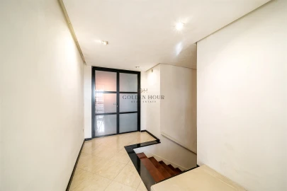 Moradia T7 para Venda em Arcozelo