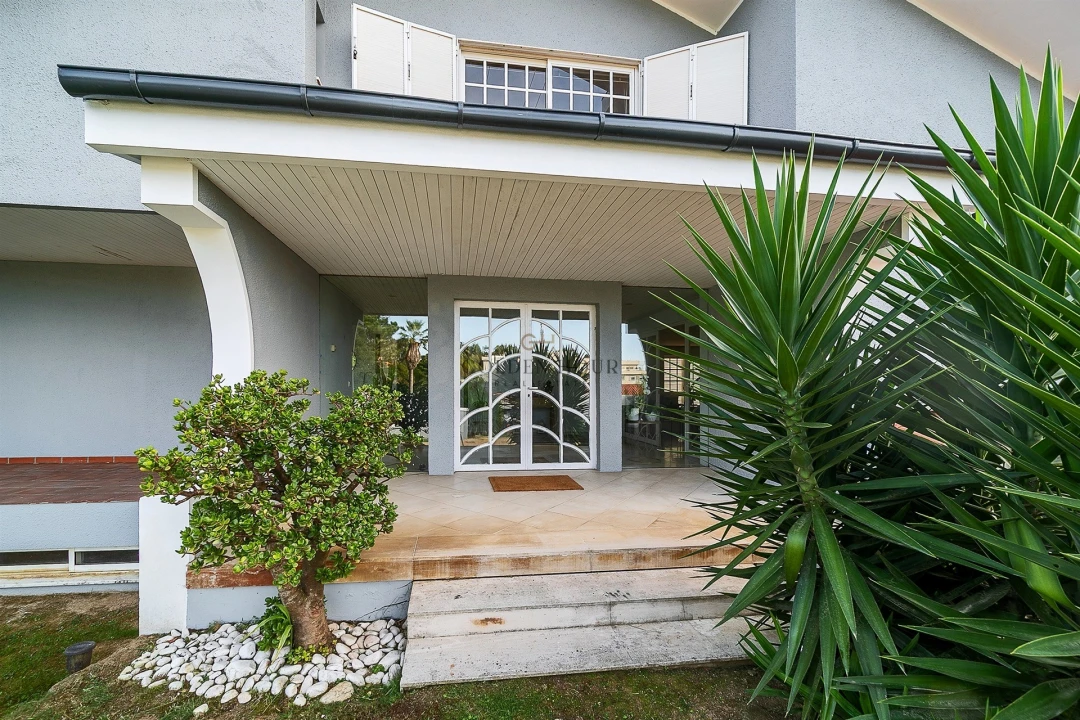 Moradia T7 para Venda em Arcozelo Foto 42