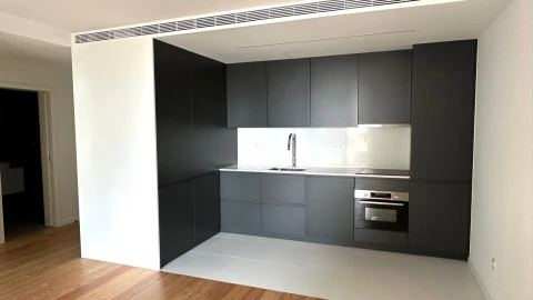 Apartamento T1 para Arrendamento em Canidelo