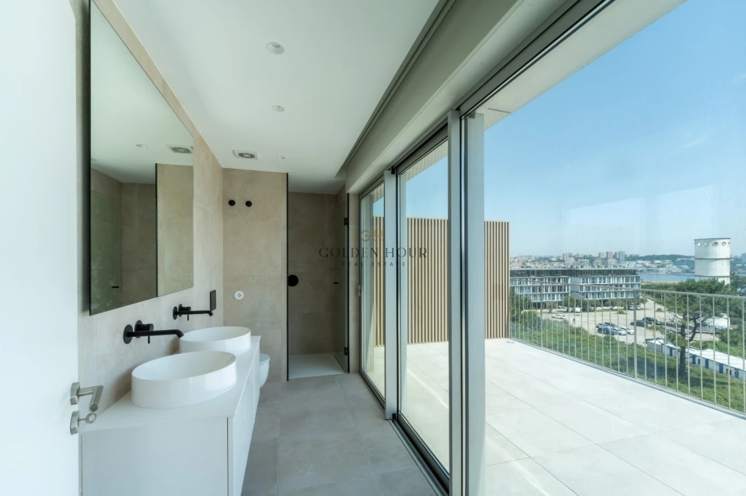 Apartamento T4 para Venda em Canidelo Foto 5