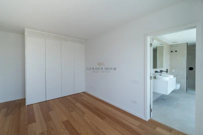 Apartamento T4 para Venda em Canidelo