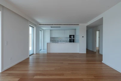 Apartamento T4 para Venda em Canidelo