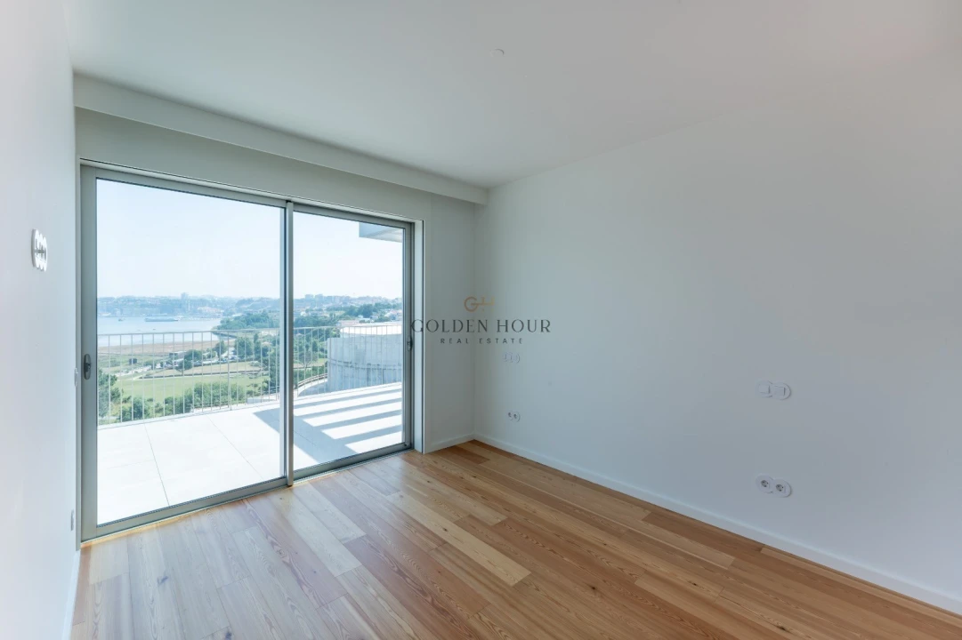 Apartamento T4 para Venda em Canidelo Foto 26
