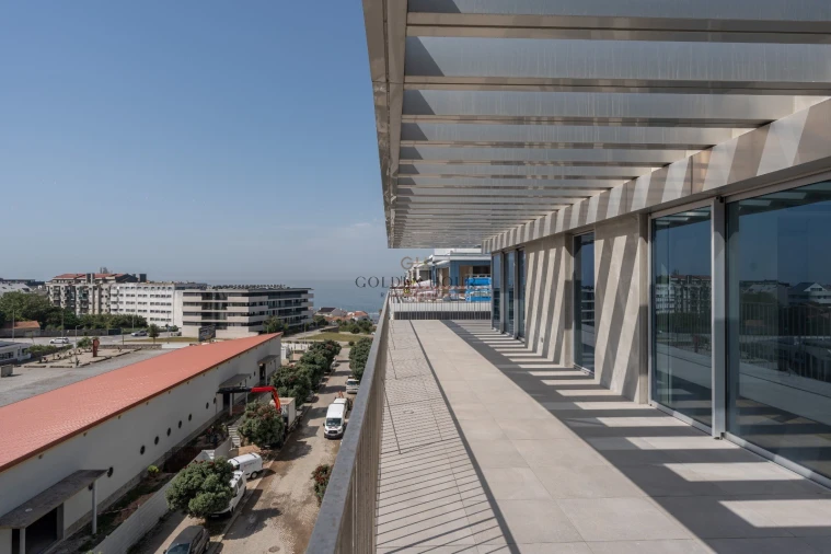 Apartamento T4 para Venda em Canidelo Foto 9