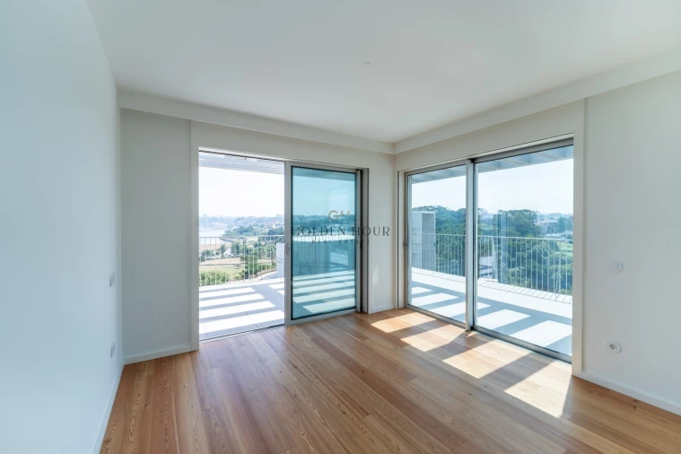Apartamento T4 para Venda em Canidelo Foto 6