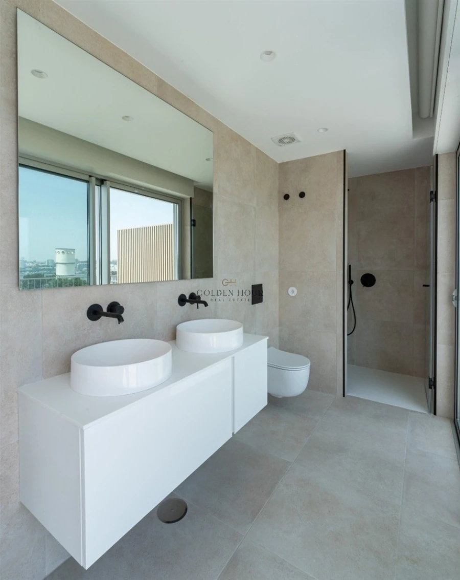 Apartamento T4 para Venda em Canidelo Foto 43