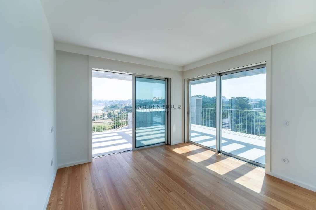 Apartamento T4 para Venda em Canidelo Foto 6