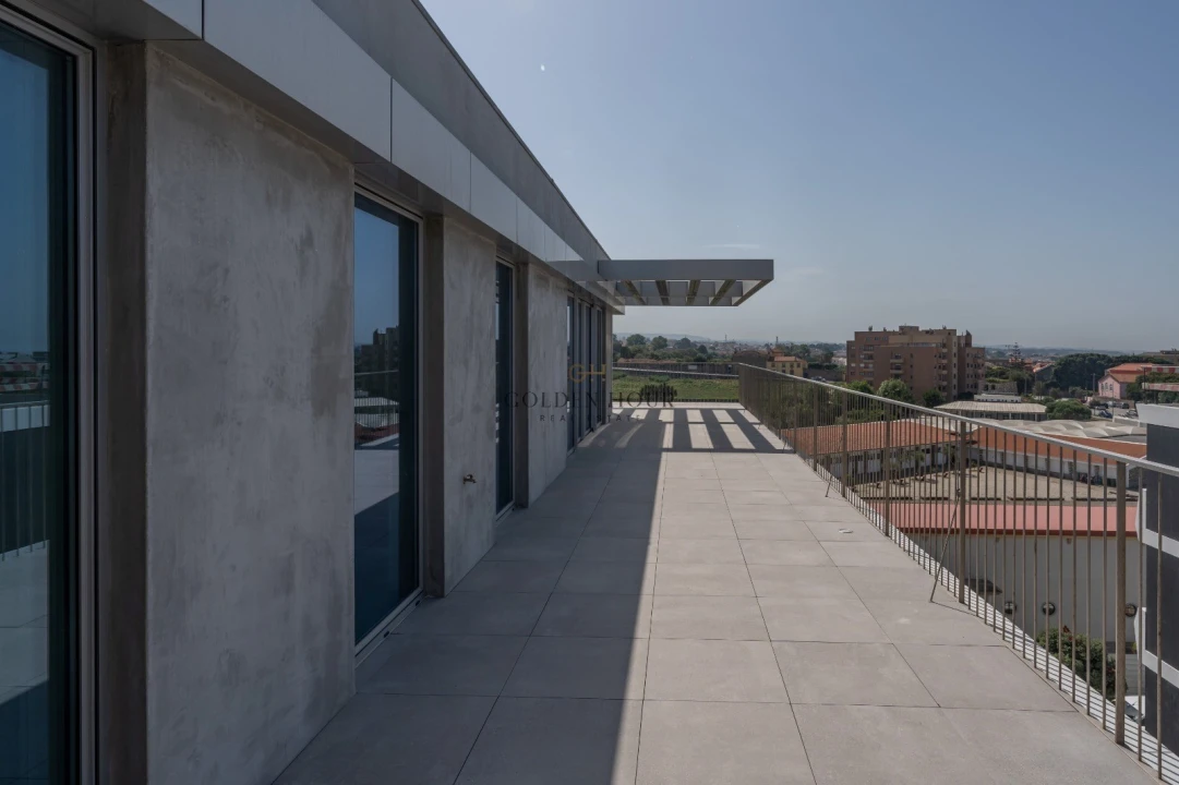 Apartamento T4 para Venda em Canidelo Foto 51