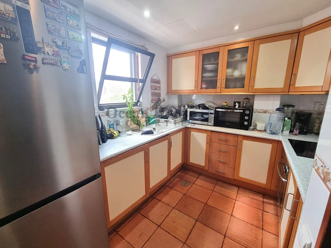 Apartamento T2 para Venda em Quarteira Foto 8