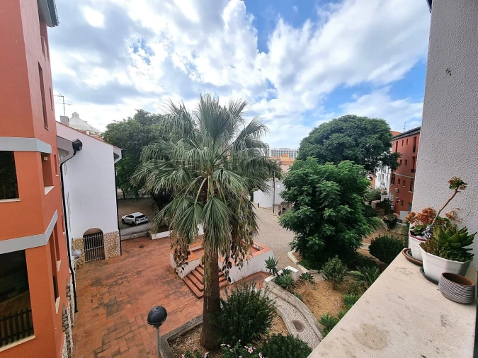 Apartamento T2 para Venda em Quarteira Foto 18