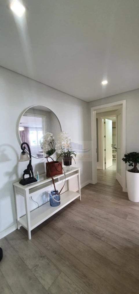 Apartamento T3 para Venda em Loures