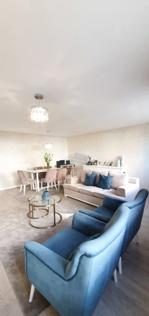 Apartamento T3 para Venda em Loures